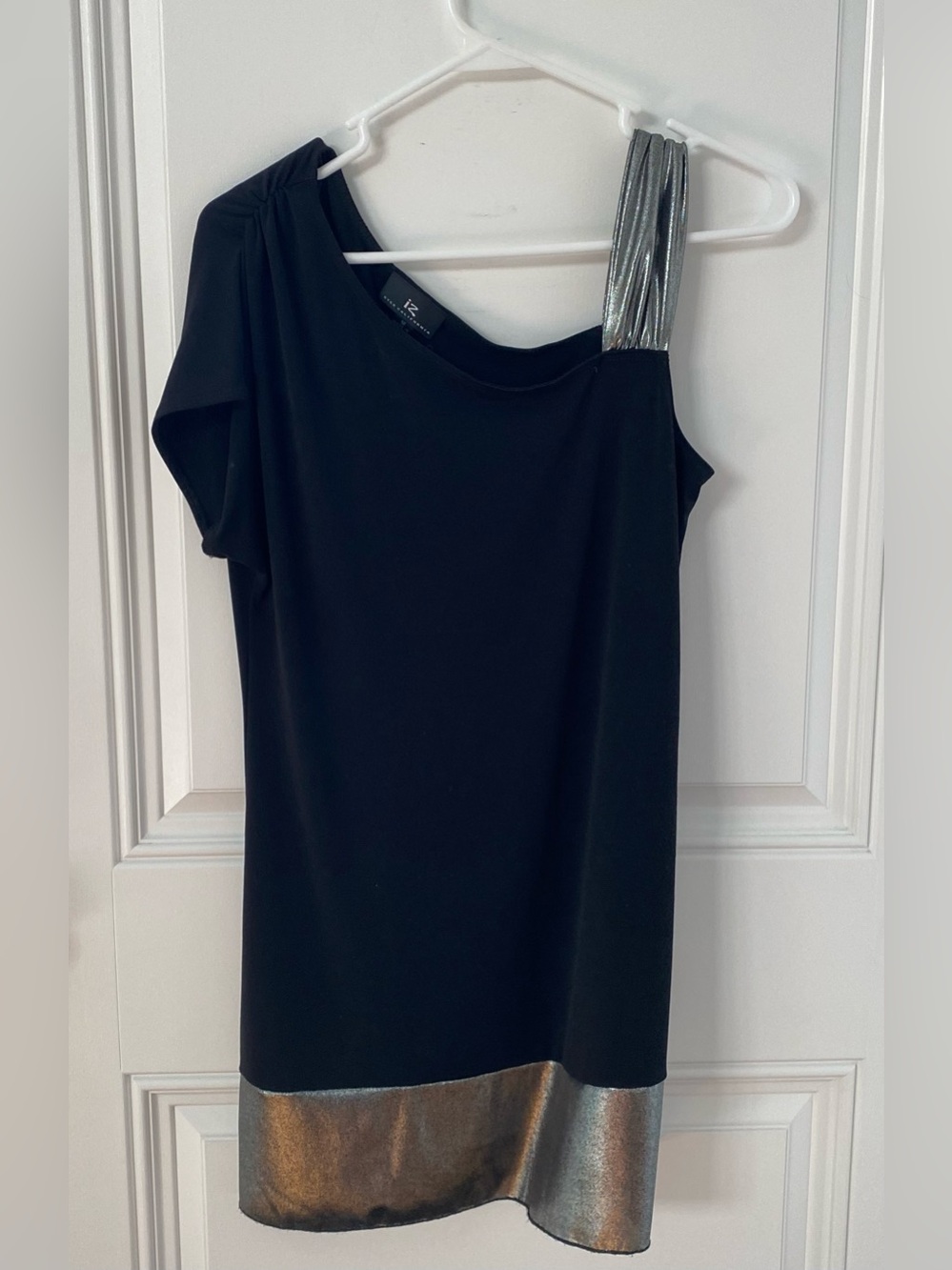 Byer California Black One-Shoulder Tunic with Metallic Silver Strap